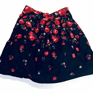 Janie & Jack modern floral black falling roses skirt Sz 10 Adjustable waist